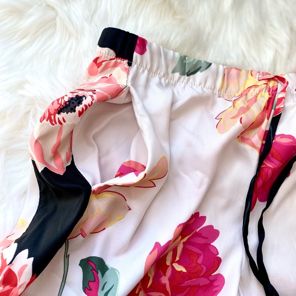 Victoria’s Secret Satin Pants - Picture 4 of 5
